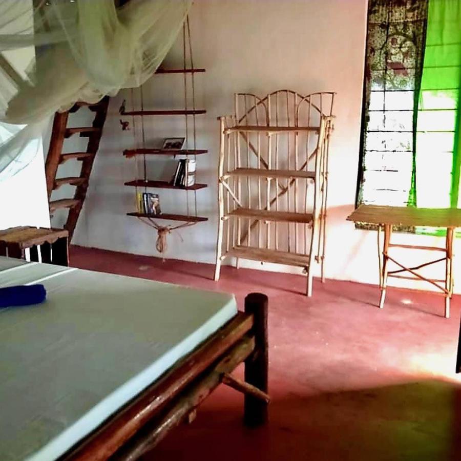 Bed and Breakfast Kilimani House Нунгви Экстерьер фото