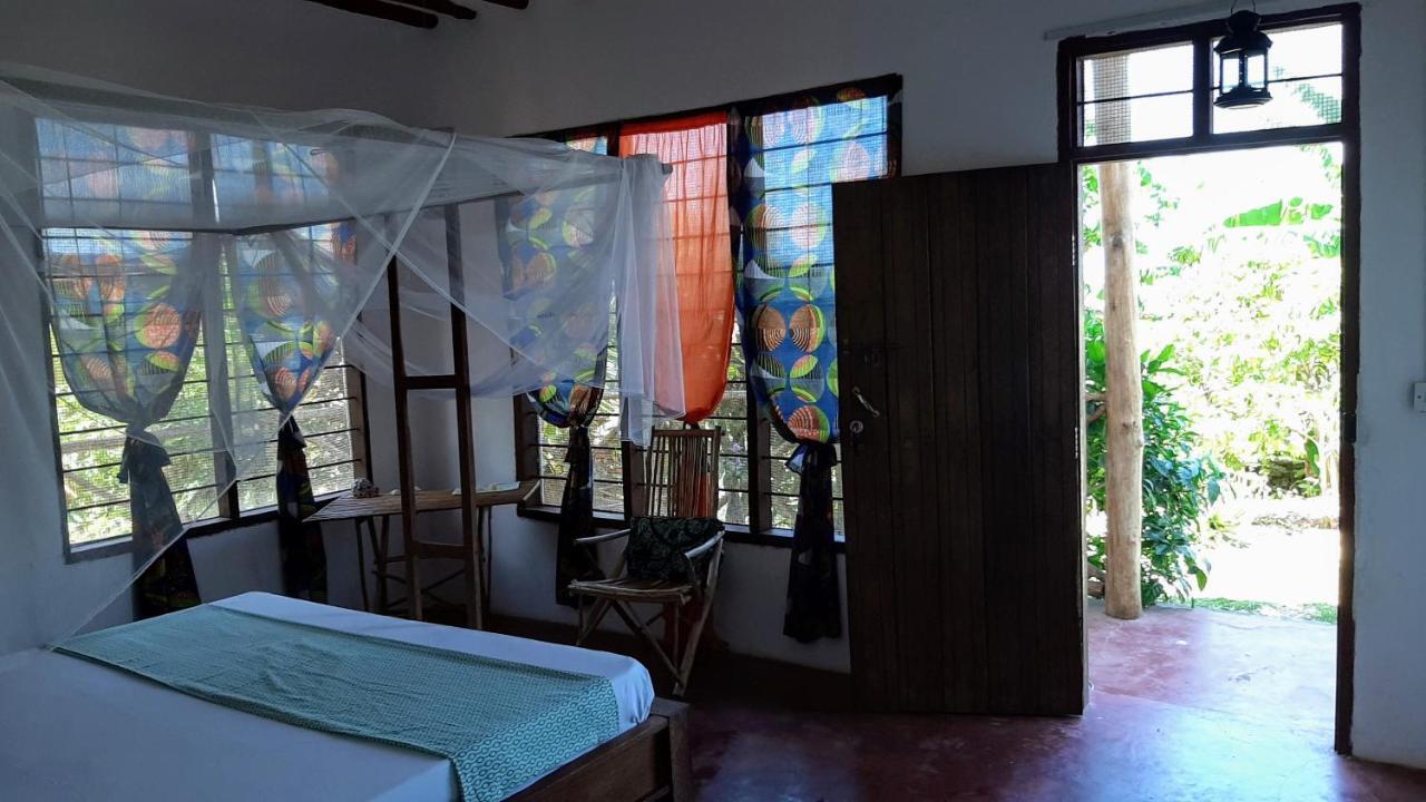 Bed and Breakfast Kilimani House Нунгви Экстерьер фото