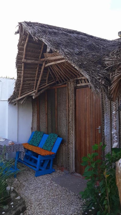 Bed and Breakfast Kilimani House Нунгви Экстерьер фото