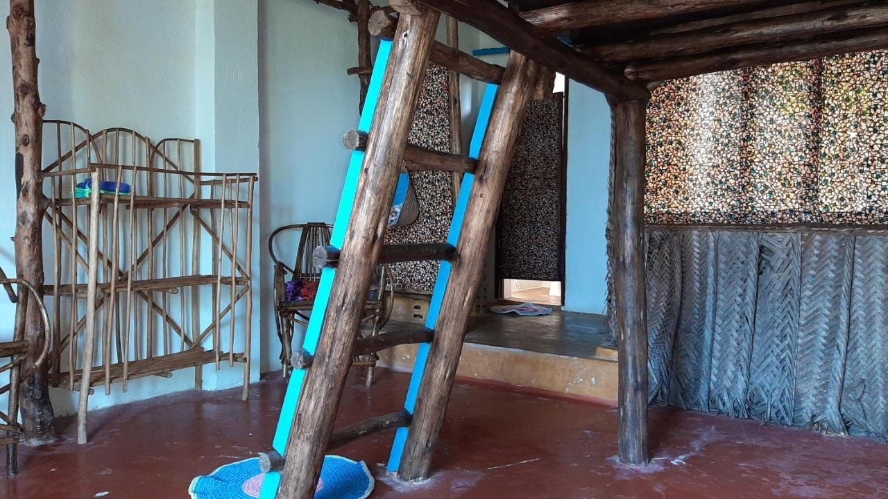 Bed and Breakfast Kilimani House Нунгви Экстерьер фото