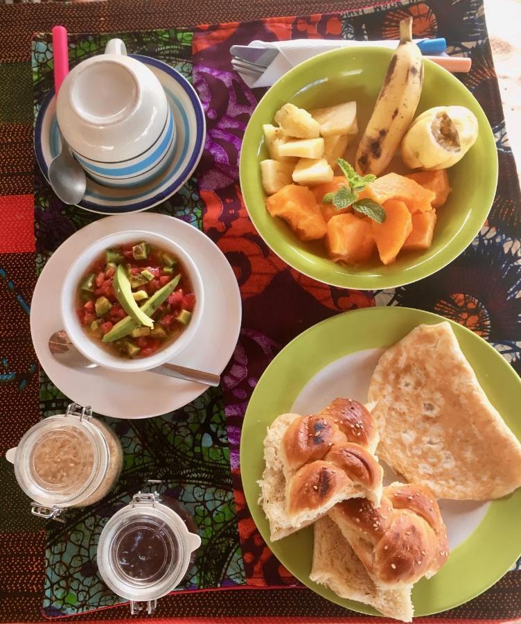 Bed and Breakfast Kilimani House Нунгви Экстерьер фото